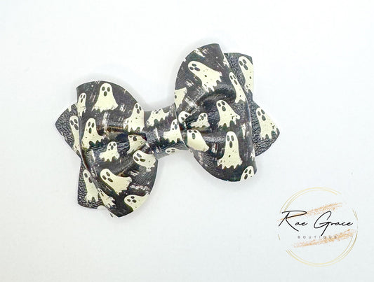 Vintage Ghosts Pinch Bow