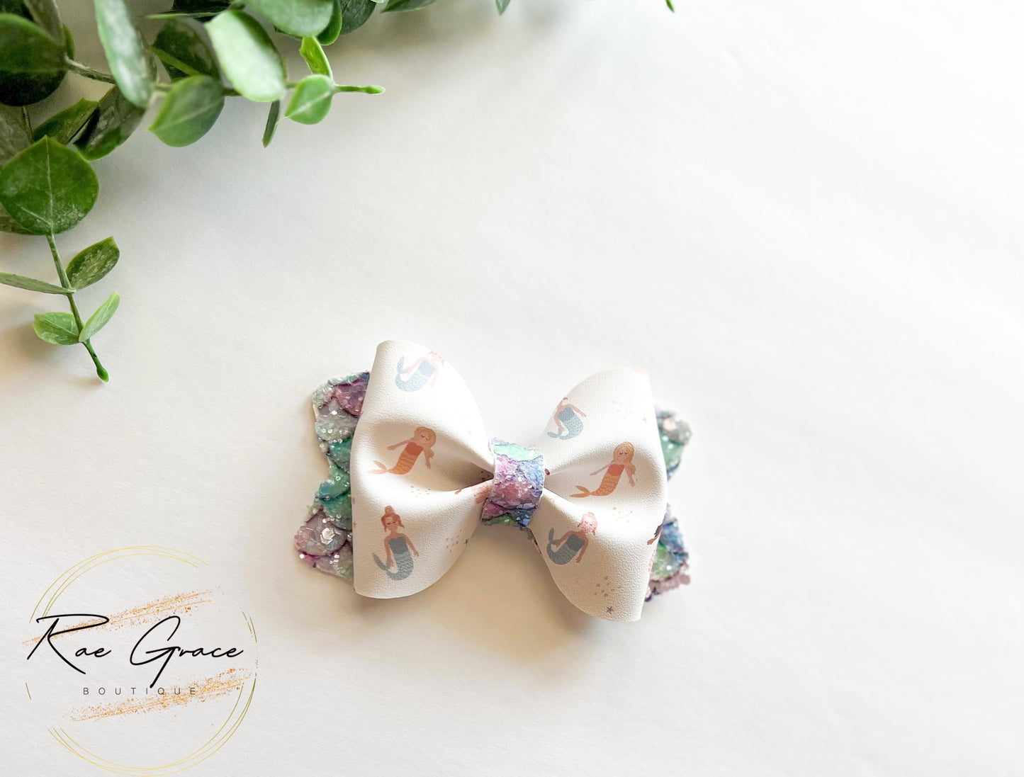 Mermaid With Glitter Hair Bow